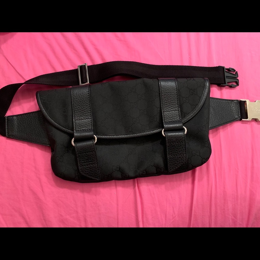 Gucci fanny pack